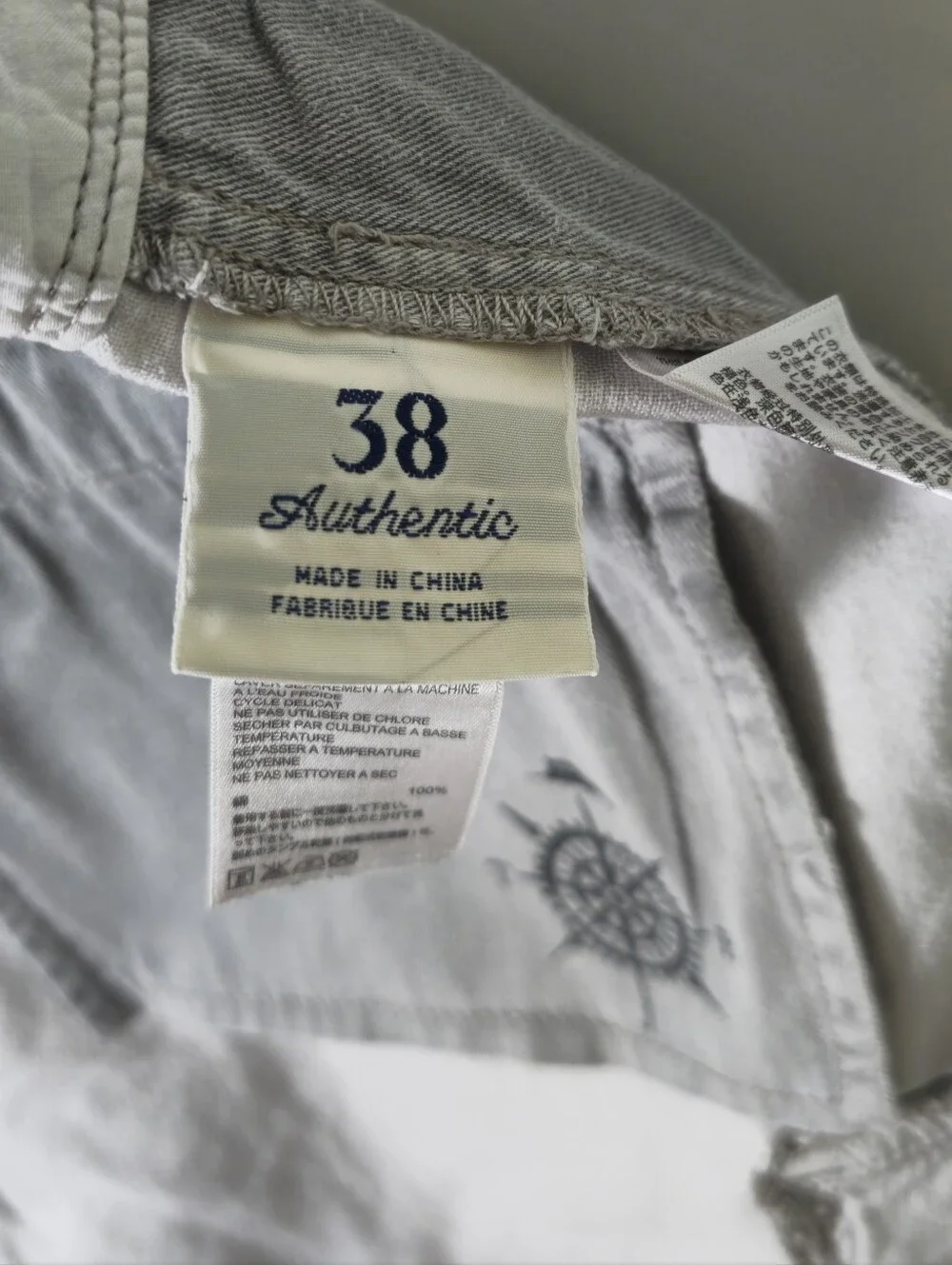 Tommy Bahama Light Gray Cargo Shorts